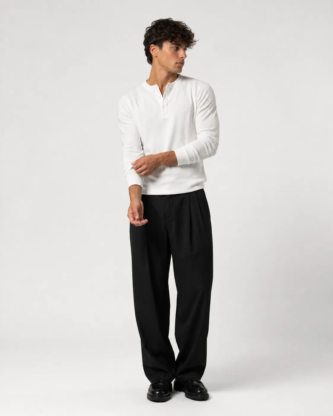 Lorént Clothing lookbook outfit 14, Matteo white