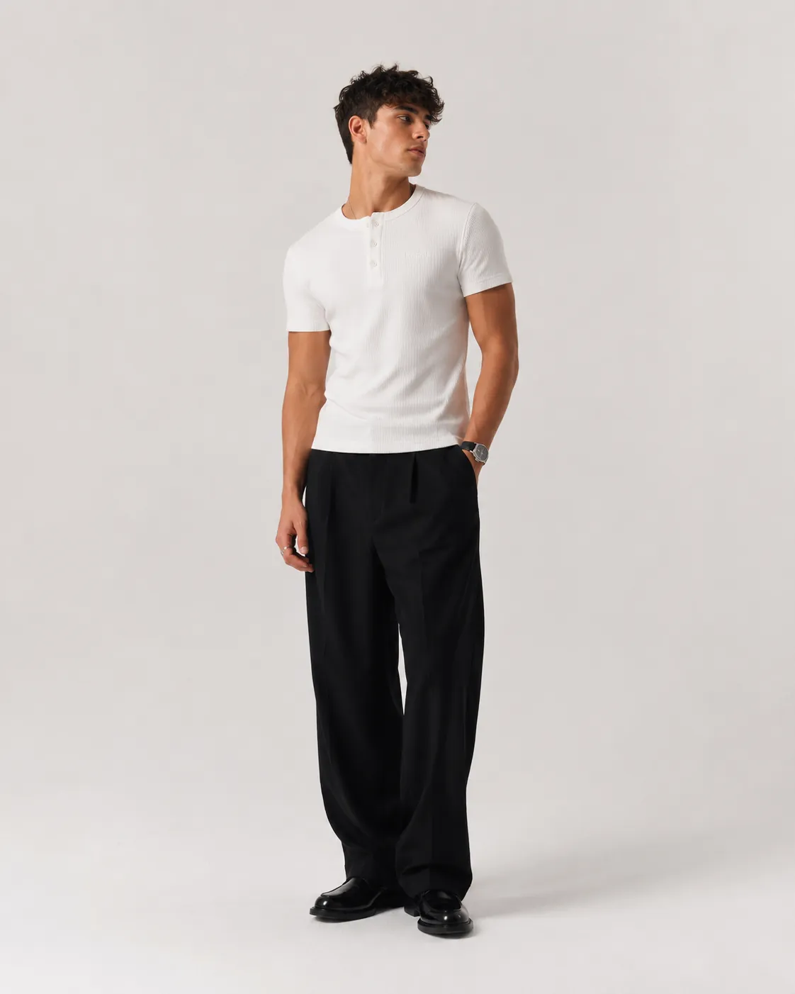 Lorént Clothing lookbook outfit 23, Aurelio white