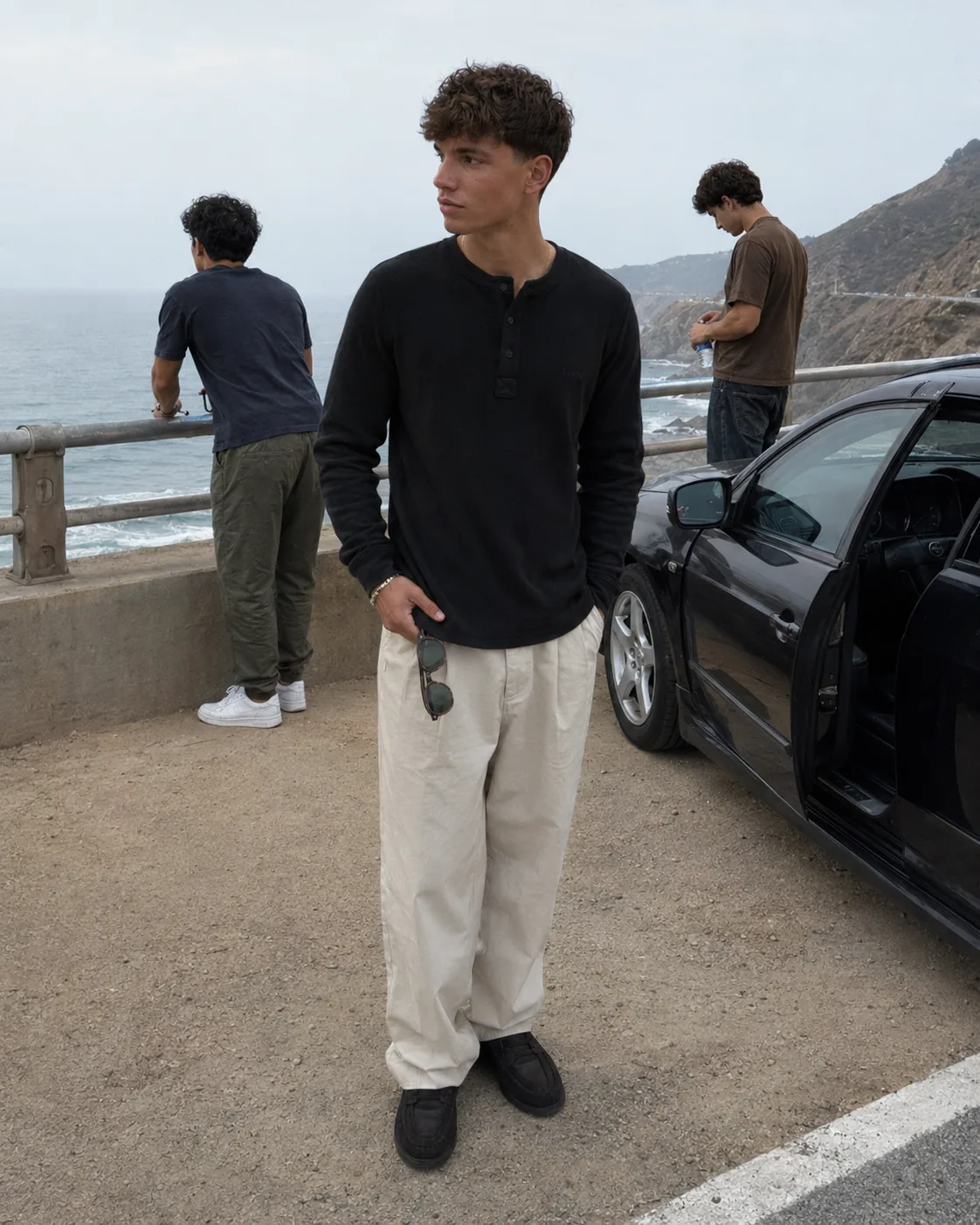 Matteo black long sleeve henley look image